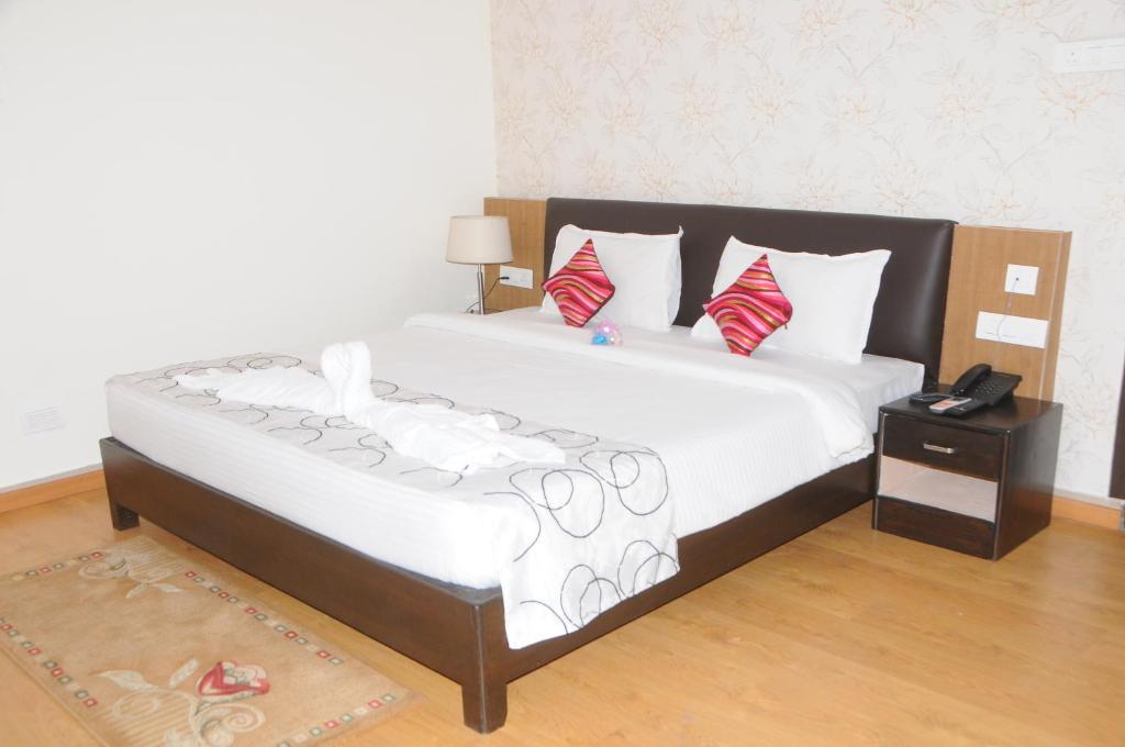 Oyster Airport Hotel Hyderabad Esterno foto